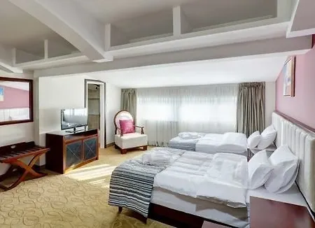 Hotel Garni Fortuna 3*
